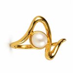 Curved and pearl ring